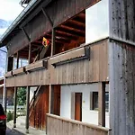 Апартаменты Family-friendly With Balcony Мейринген